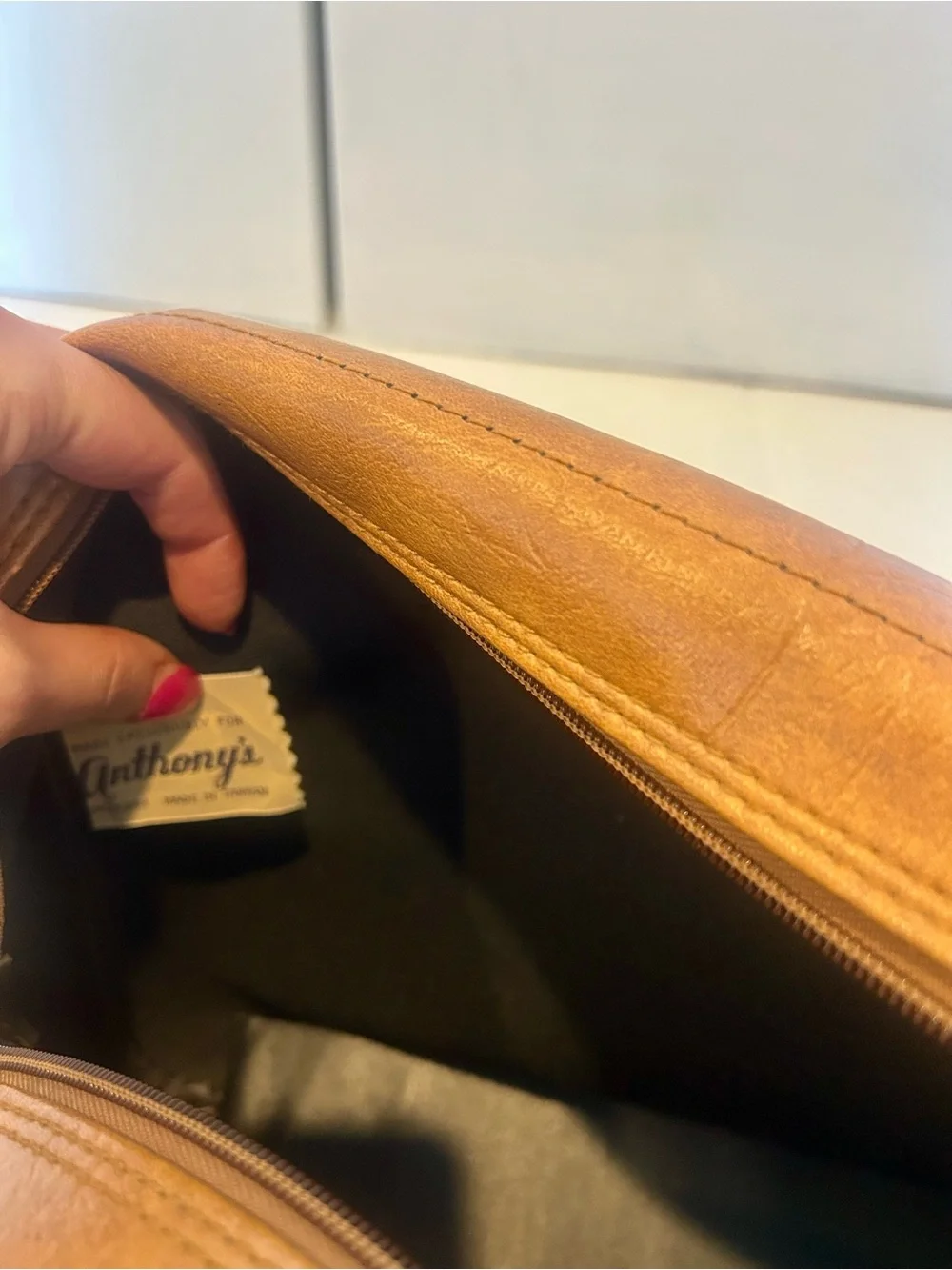 Anthony sleek tan